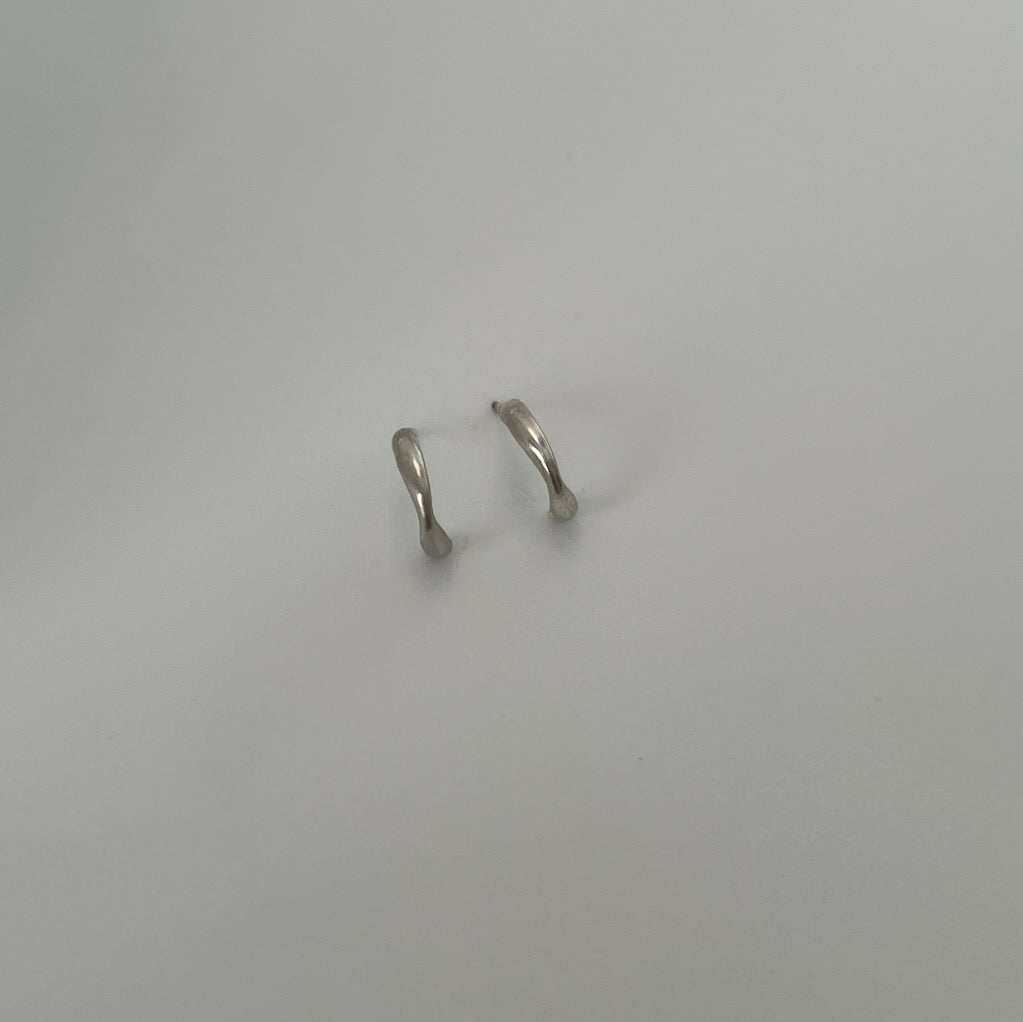 Pinched Hoops image 2