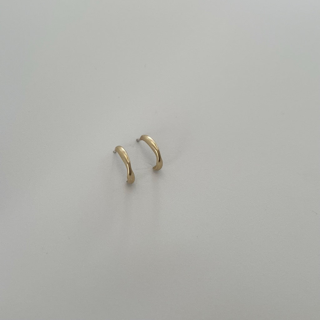 Pinched Hoops image 1